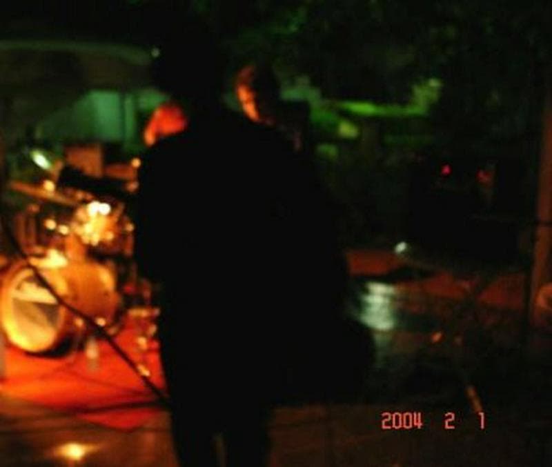 Banda de rock em Goiânia procura